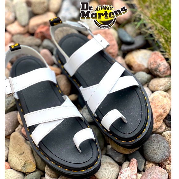 Dr. Martens Avry Sandals NEW NWOT - Picture 3 of 12